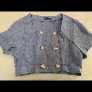 Blue short sleeve crop top with buttons size Small